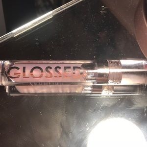 Pink shimmery Sephora lip plumper